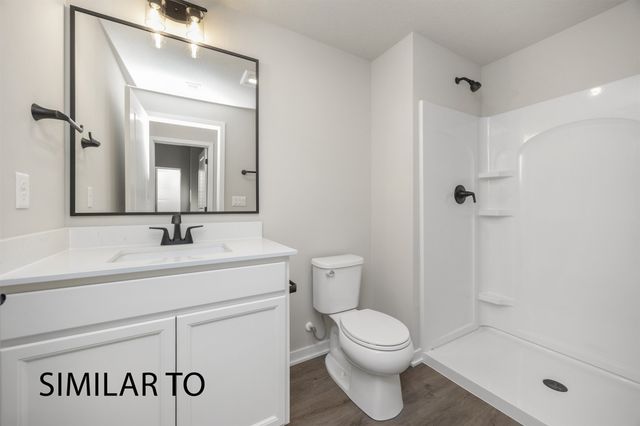 16314 Ironwood Lane, Urbandale, IA 50323