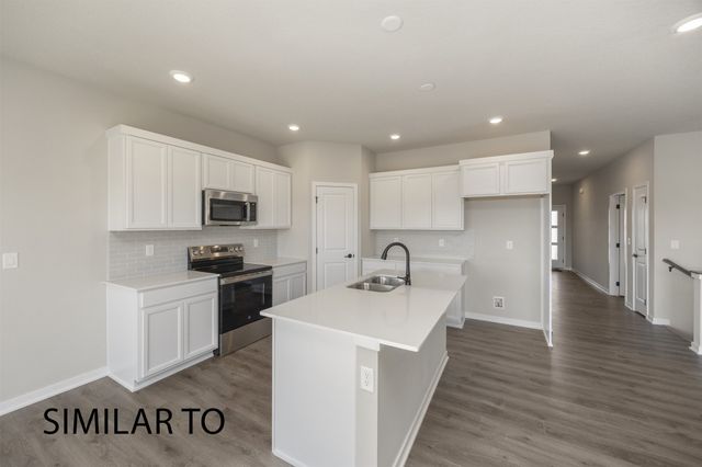 16314 Ironwood Lane, Urbandale, IA 50323