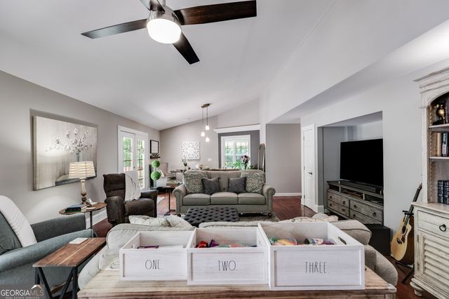 1526 Old Newnan Road, Carrollton, GA 30116