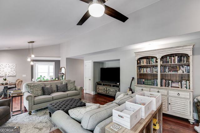 1526 Old Newnan Road, Carrollton, GA 30116