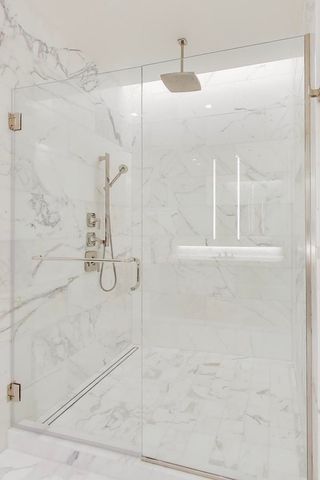 363 E Wacker Drive 5506, Chicago, IL 60601