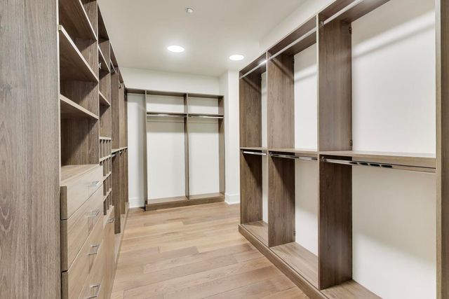 363 E Wacker Drive 5506, Chicago, IL 60601