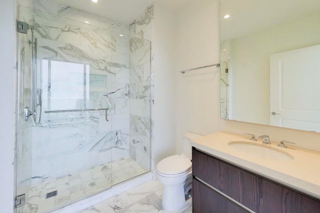 363 E Wacker Drive 5506, Chicago, IL 60601