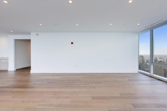 363 E Wacker Drive 5506, Chicago, IL 60601