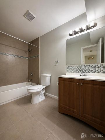 43 deerberry Lane, South Brunswick, NJ 08852