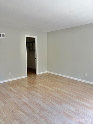 43 deerberry Lane, South Brunswick, NJ 08852
