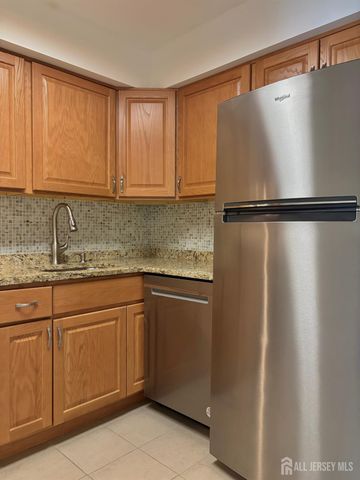43 deerberry Lane, South Brunswick, NJ 08852