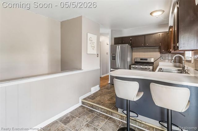 20790 Shoreview Street, Clinton Township, MI 48035