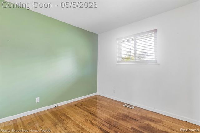20790 Shoreview Street, Clinton Township, MI 48035