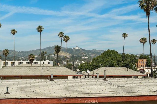 1409 N Hobart, Los Angeles, CA 90027