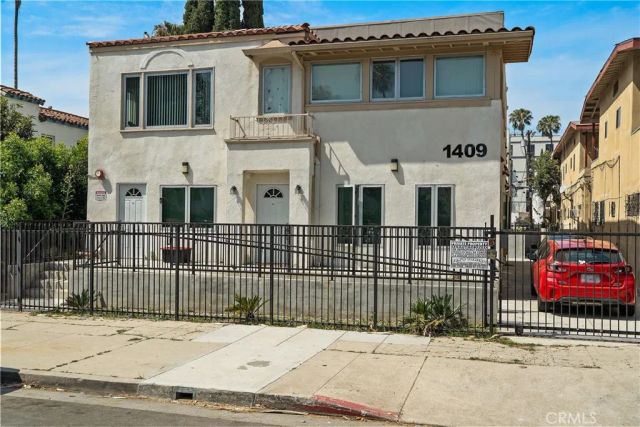 1409 N Hobart, Los Angeles, CA 90027