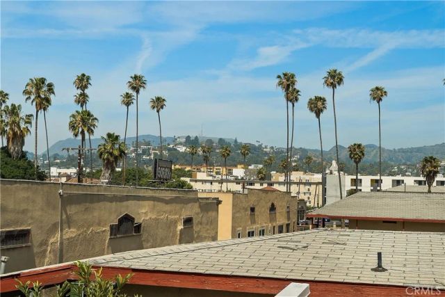 1409 N Hobart, Los Angeles, CA 90027