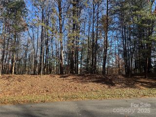 6554 Willowbottom Road, Hickory, NC 28602