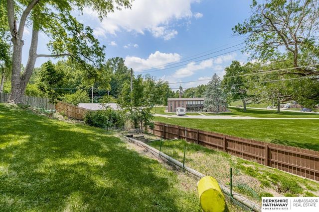 714 S 10th Street, Plattsmouth, NE 68048