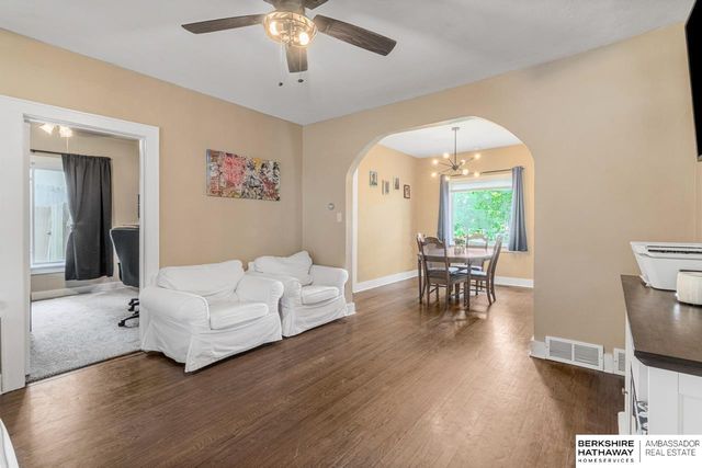 714 S 10th Street, Plattsmouth, NE 68048