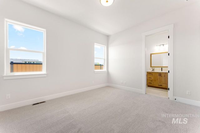 7175 W Waxwing Dr, Boise, ID 83714