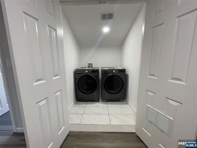 50 Knollwood Drive, Paramus, NJ 07652