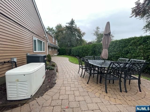 50 Knollwood Drive, Paramus, NJ 07652