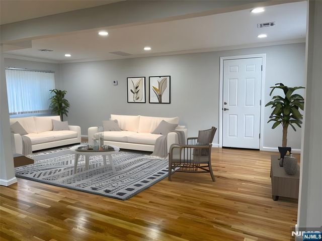 50 Knollwood Drive, Paramus, NJ 07652