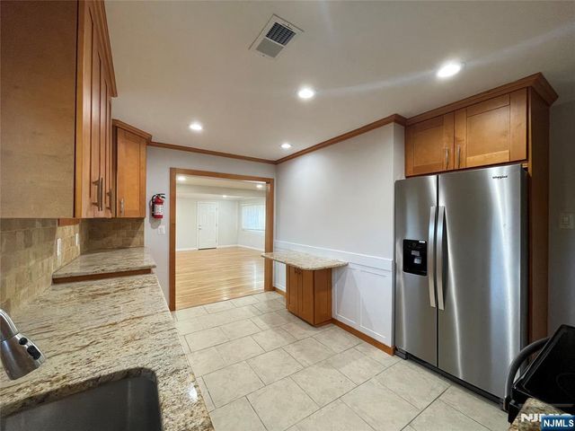 50 Knollwood Drive, Paramus, NJ 07652