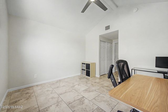 3394 W Quail Haven Circle, Tucson, AZ 85745