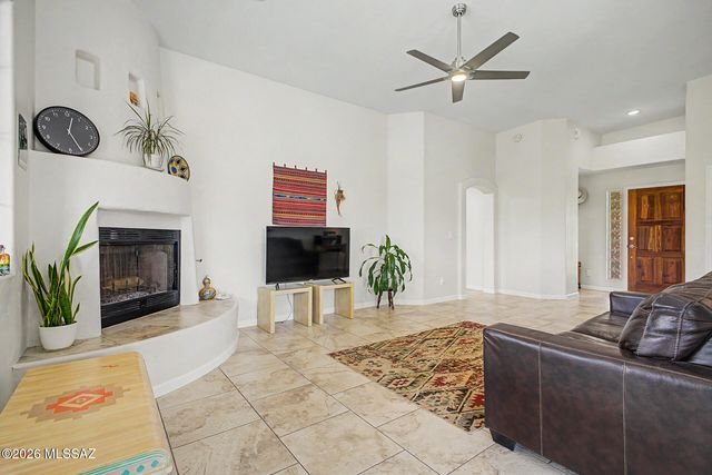 3394 W Quail Haven Circle, Tucson, AZ 85745