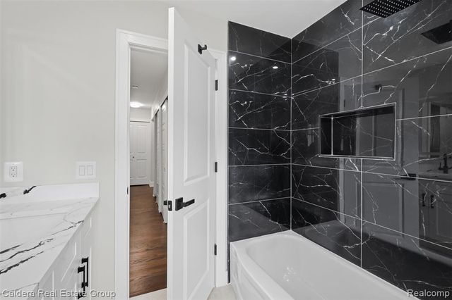 20291 Lacrosse Avenue, Southfield, MI 48076