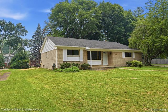20291 Lacrosse Avenue, Southfield, MI 48076