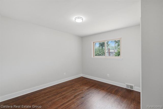 20291 Lacrosse Avenue, Southfield, MI 48076