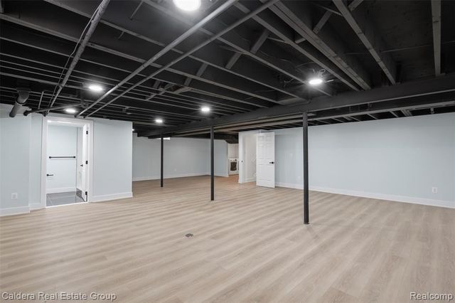 20291 Lacrosse Avenue, Southfield, MI 48076