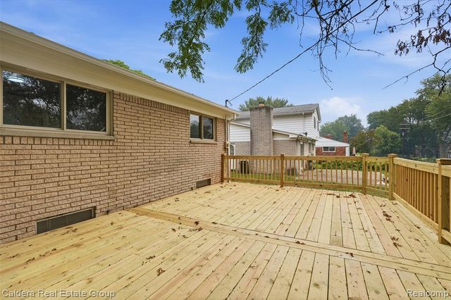 20291 Lacrosse Avenue, Southfield, MI 48076