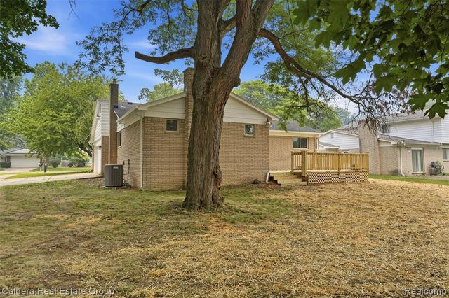 20291 Lacrosse Avenue, Southfield, MI 48076