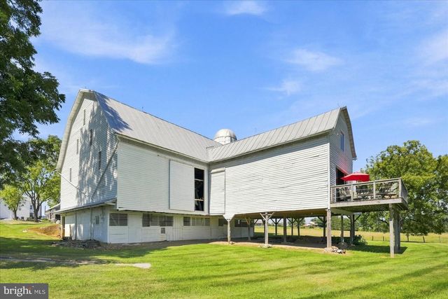 625 RIVERBEND RD, Stanley, VA 22851