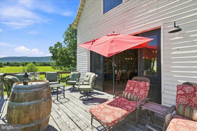 625 RIVERBEND RD, Stanley, VA 22851