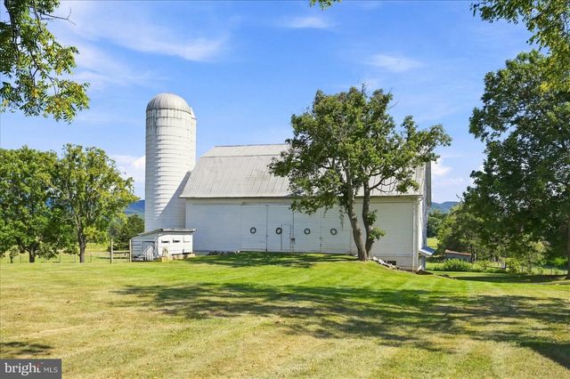 625 RIVERBEND RD, Stanley, VA 22851