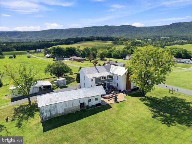 625 RIVERBEND RD, Stanley, VA 22851