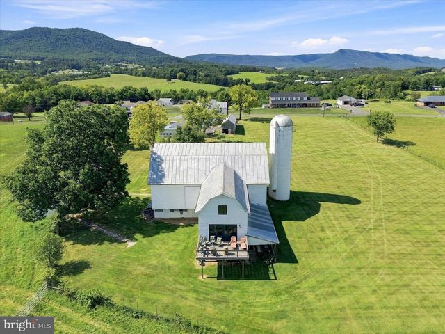 625 RIVERBEND RD, Stanley, VA 22851