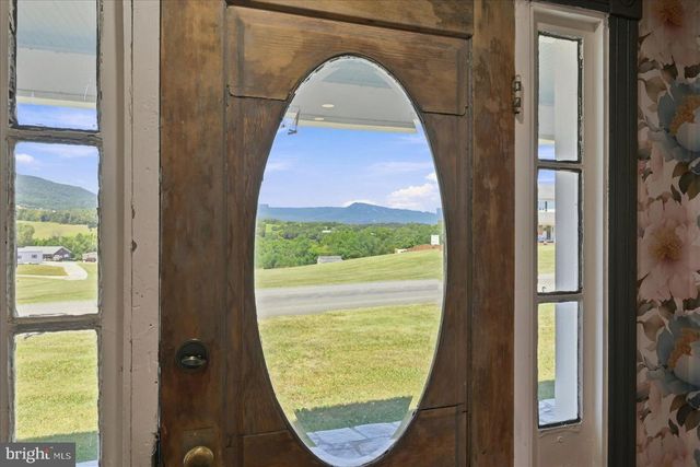 625 RIVERBEND RD, Stanley, VA 22851