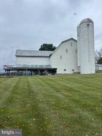 625 RIVERBEND RD, Stanley, VA 22851