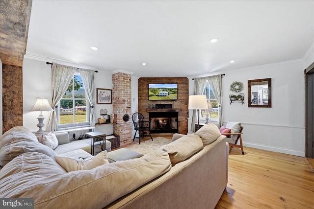 625 RIVERBEND RD, Stanley, VA 22851