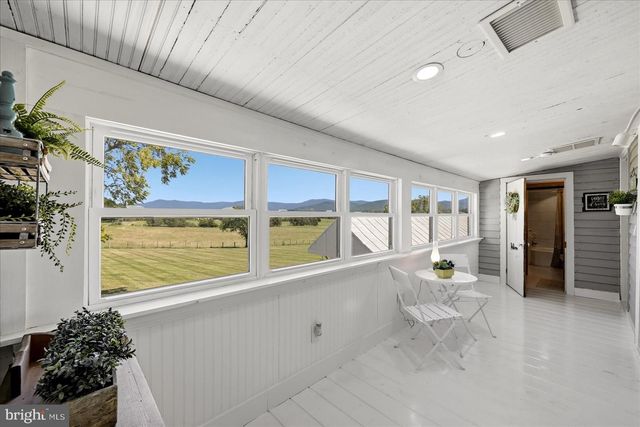 625 RIVERBEND RD, Stanley, VA 22851