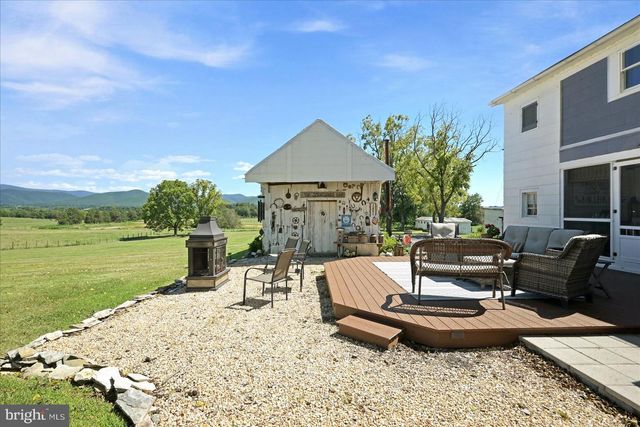 625 RIVERBEND RD, Stanley, VA 22851