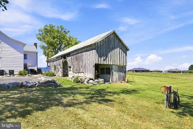 625 RIVERBEND RD, Stanley, VA 22851