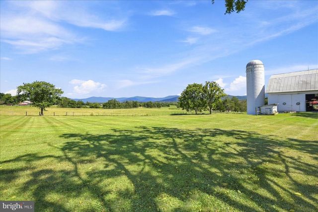 625 RIVERBEND RD, Stanley, VA 22851