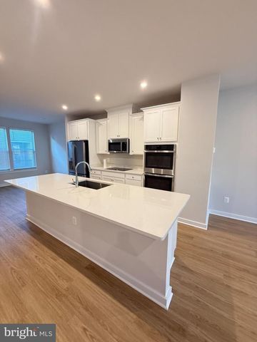 2108 ACADIA RD, Herndon, VA 20170