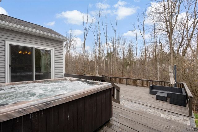47 Silversides, Van Buren, NY 13027