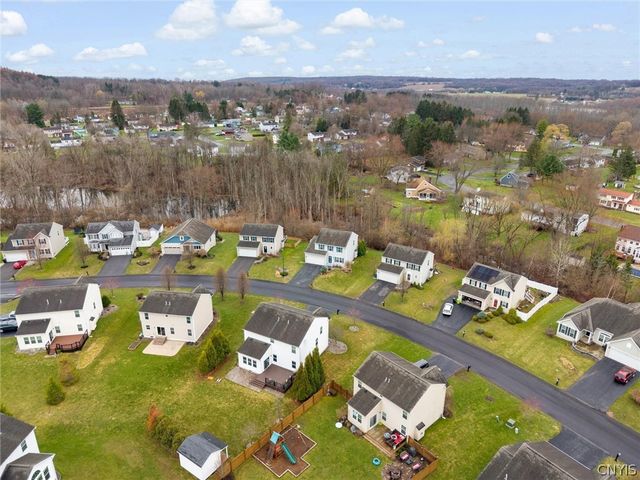 47 Silversides, Van Buren, NY 13027