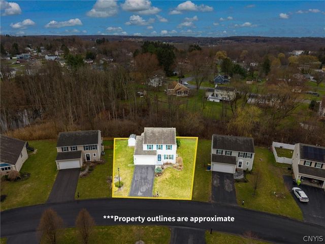 47 Silversides, Van Buren, NY 13027
