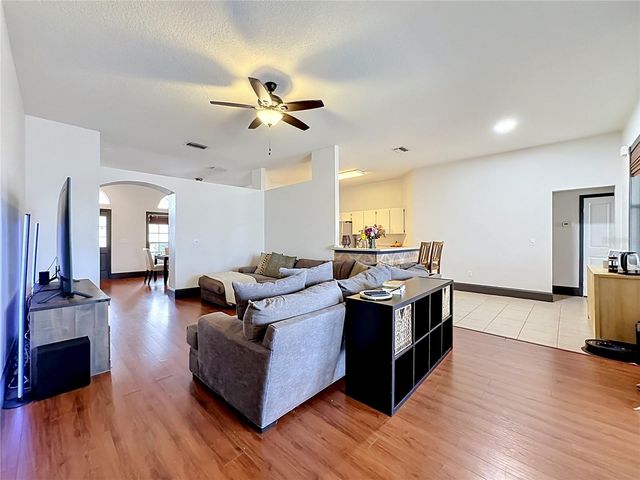 1904 CATTLEMAN DRIVE, Brandon, FL 33511