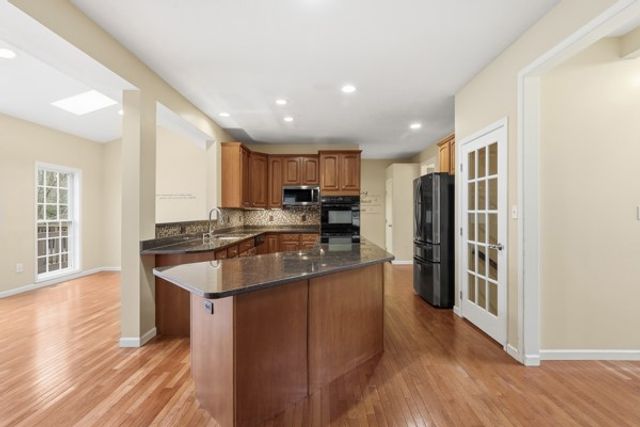 2338 Nicholson Road, Franklin Park, PA 15143